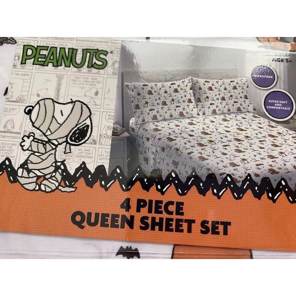 Peanuts Snoopy Woodstock Halloween QUEEN Size Sheet Set Doghouse Pumpkin Moon‎